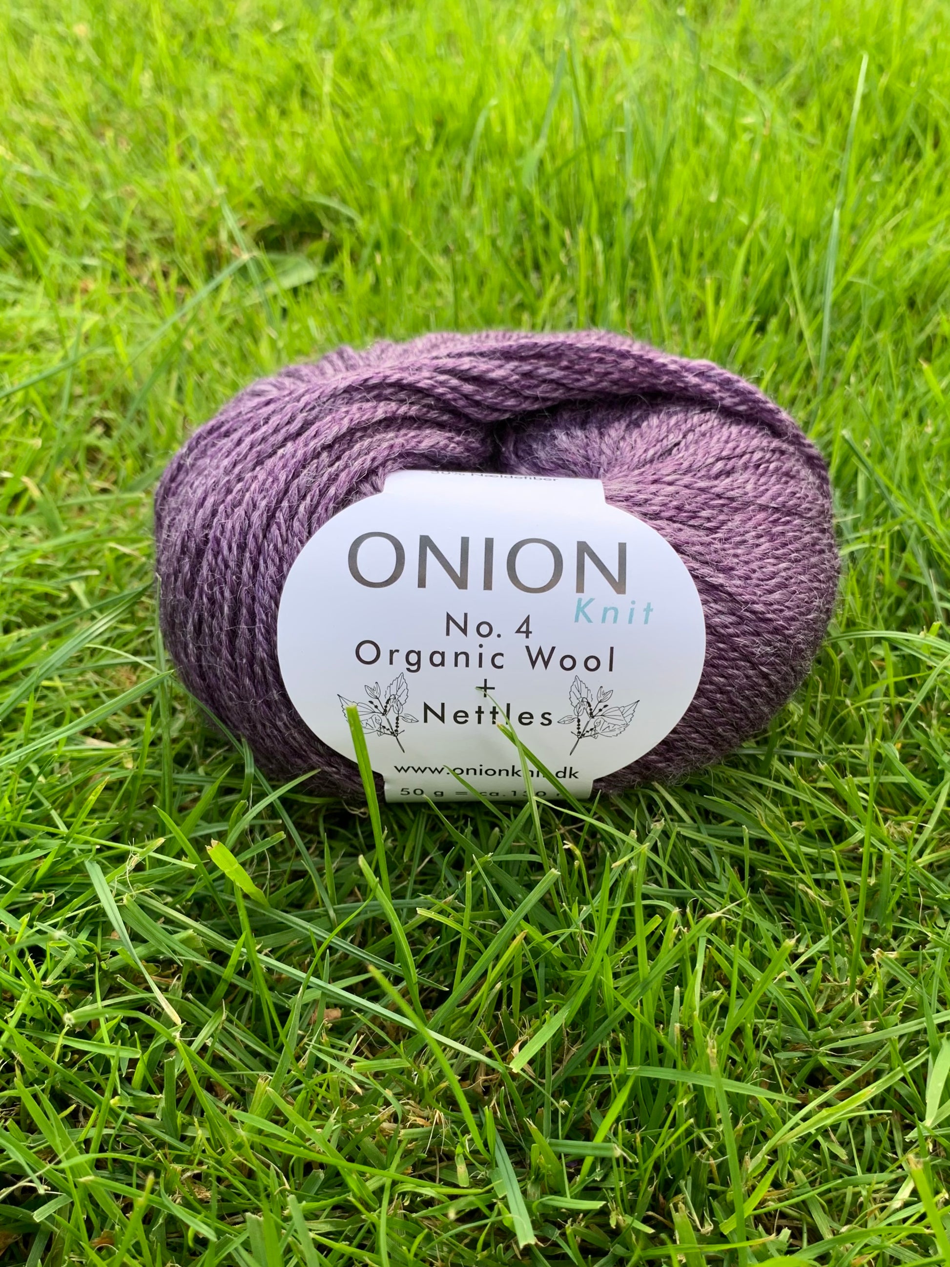 ball of onion no 4 yarn in colour 812